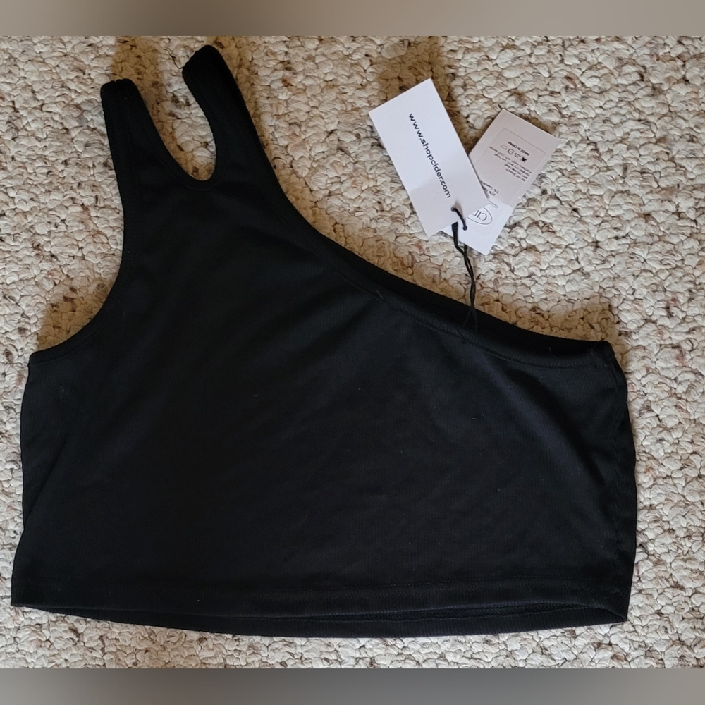 CIDER black, one shoulder crop top, Size M juniors, NWT